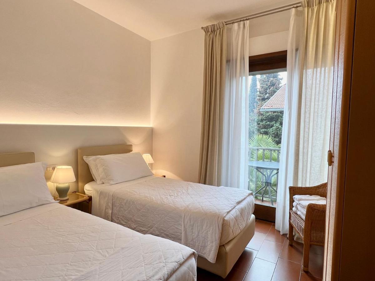 Villa Phoenix - Lake Apartments Riva del Garda Exterior foto