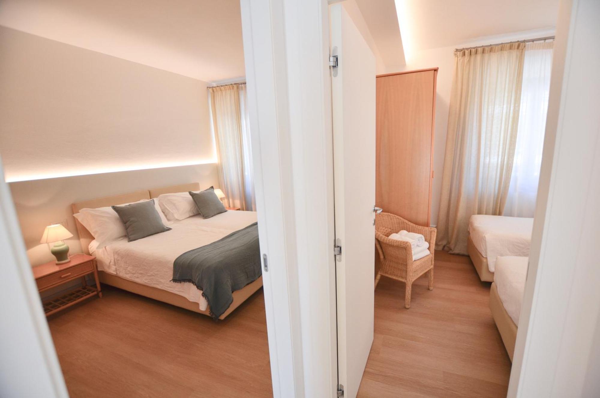 Villa Phoenix - Lake Apartments Riva del Garda Zimmer foto